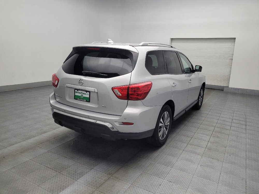 Used 2020 Nissan Pathfinder SL image 9