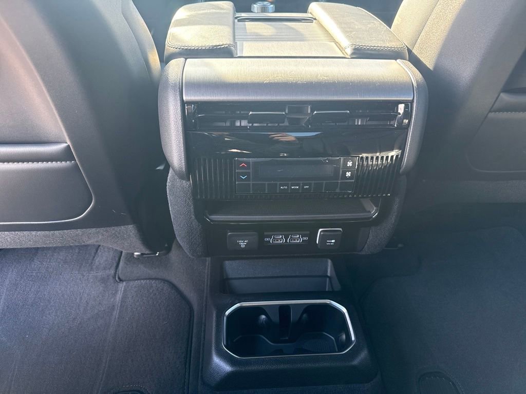 New 2026 Jeep Grand Wagoneer L 4WD w/ Premium Group I image 10