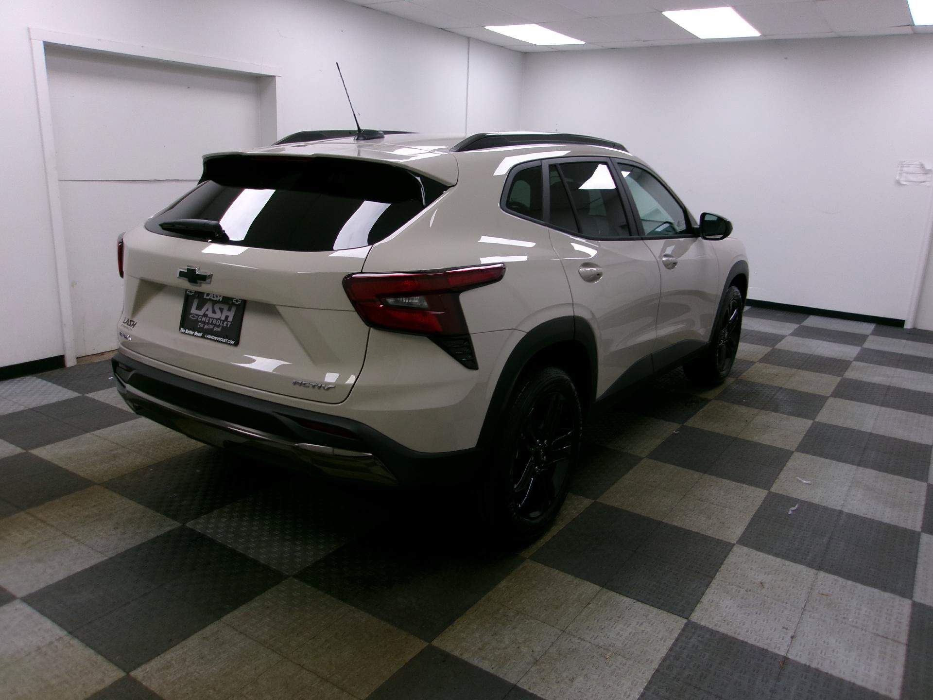 New 2026 Chevrolet Trax ACTIV w/ Driver Confidence Package FWD image 13