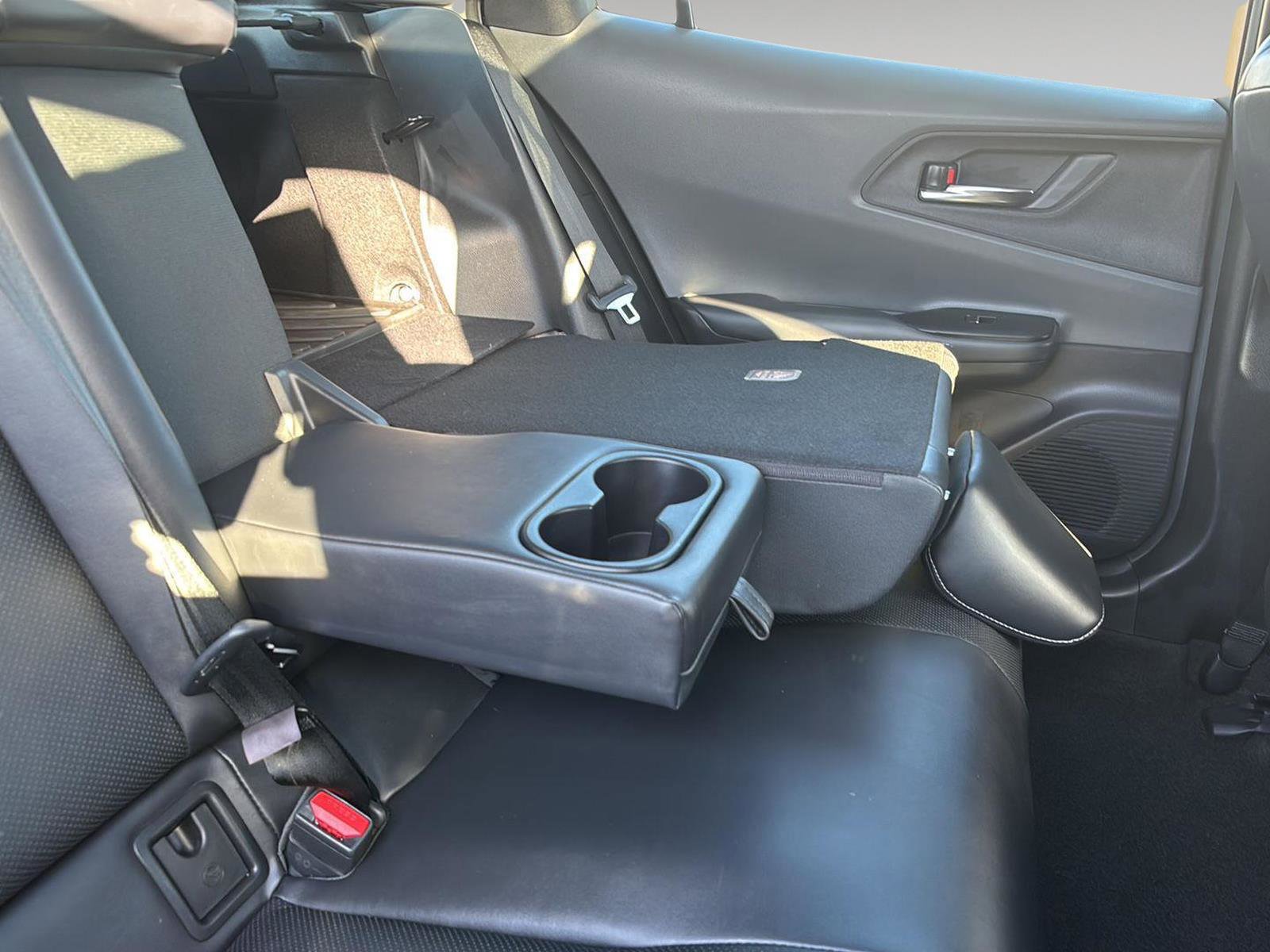 Used 2023 Toyota Prius XLE image 21