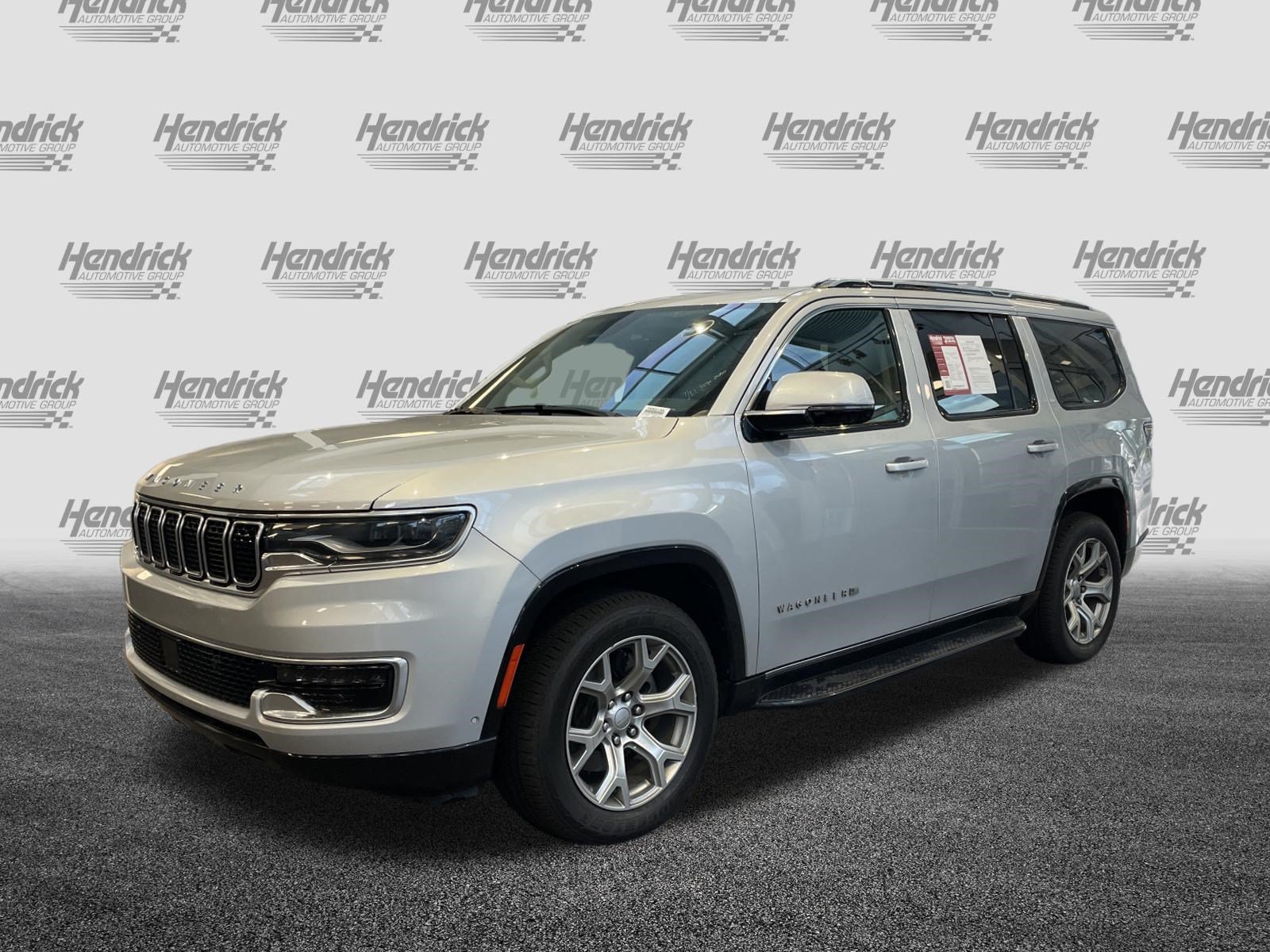 Used 2022 Jeep Wagoneer Series I w/ Premium Group I AWD/4WD image 6