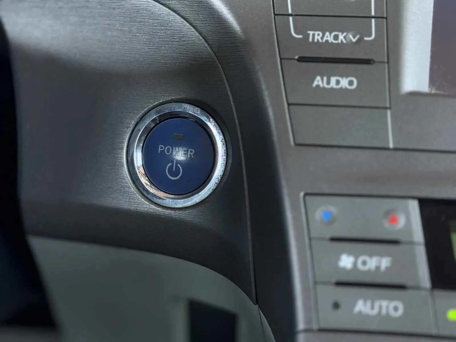 Used 2014 Toyota Prius Two image 26