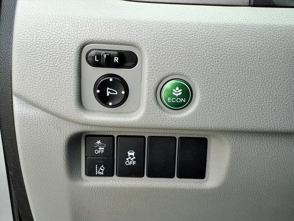 Used 2020 Honda Pilot LX image 16