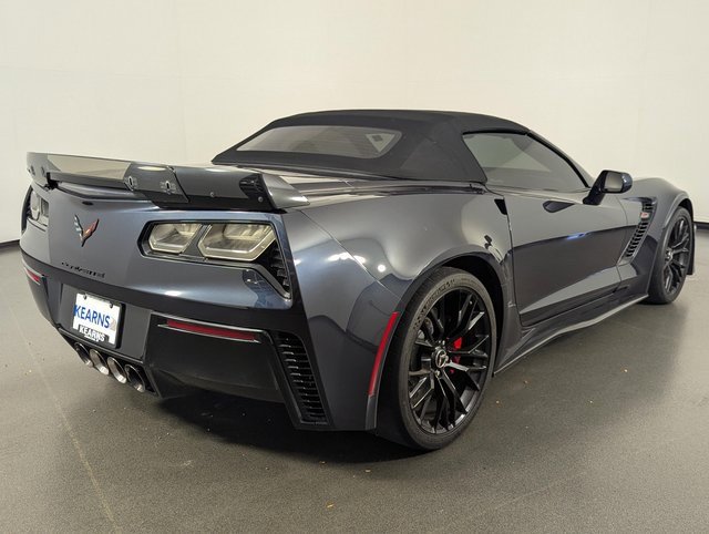 Used 2015 Chevrolet Corvette Z06 image 12