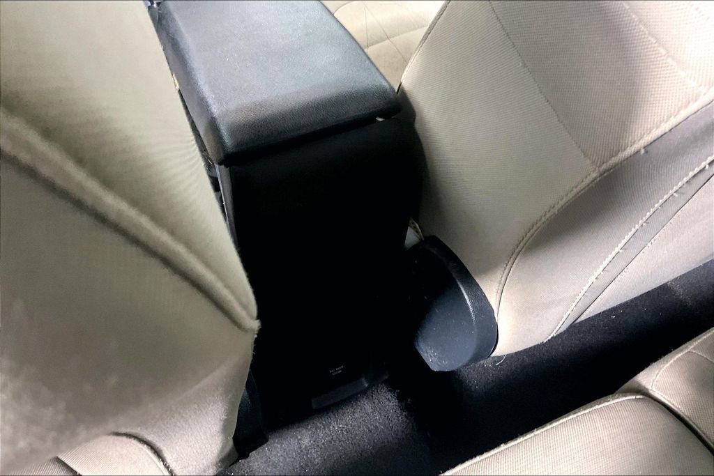 Used 2018 Ford EcoSport SE w/ SE Convenience Package FWD image 33