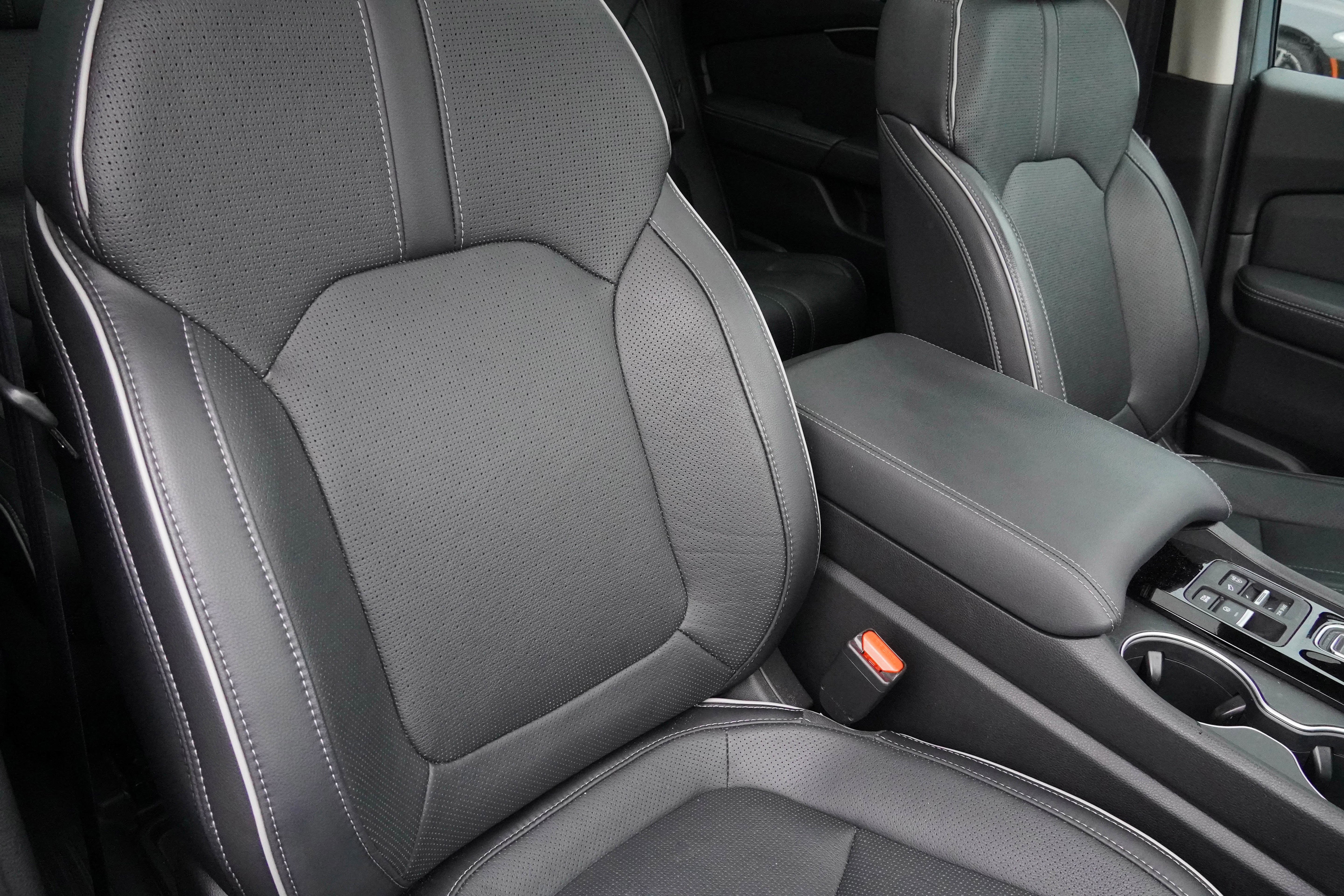 Used 2023 Honda Pilot Elite image 13
