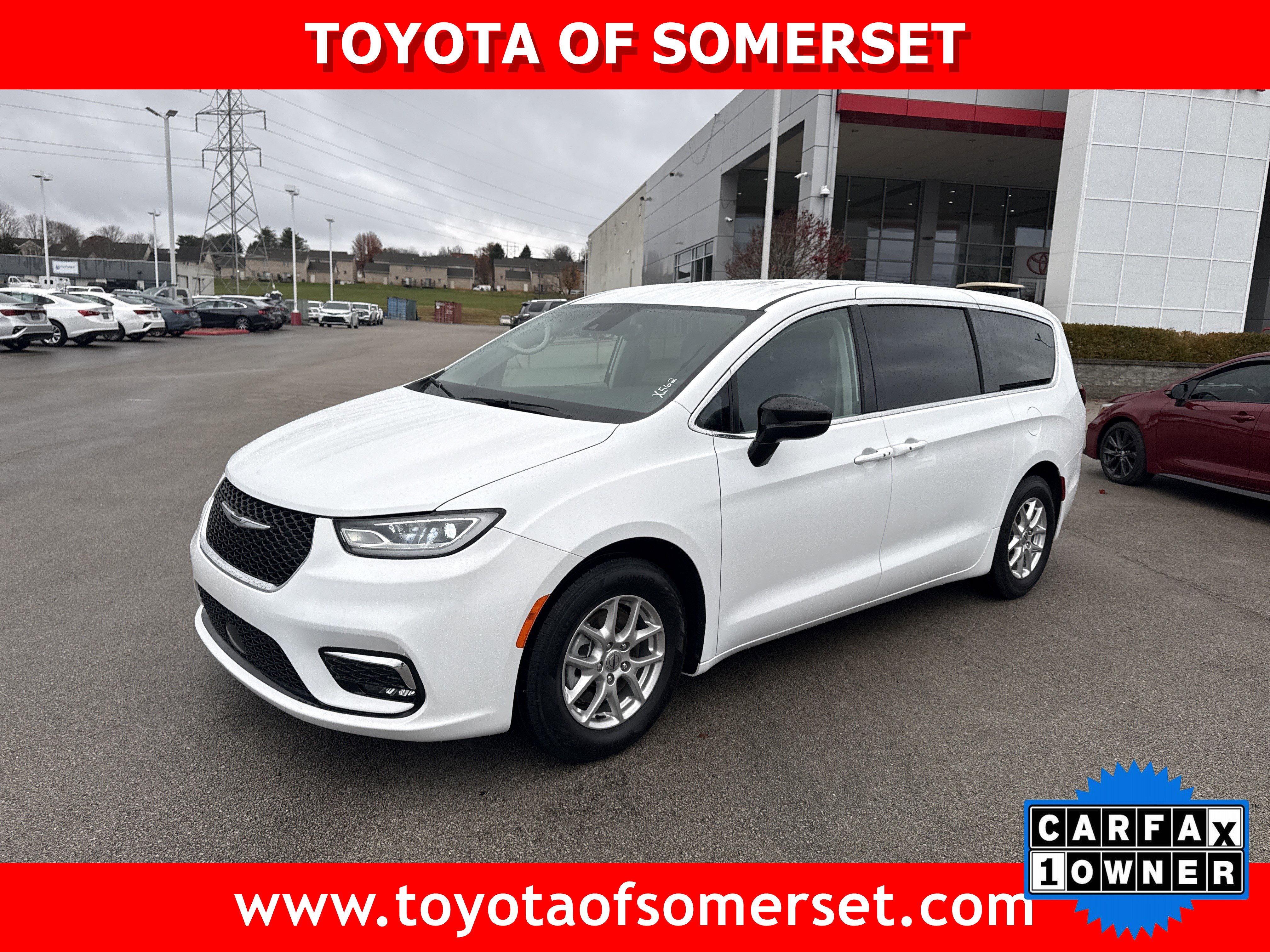 Used 2024 Chrysler Pacifica Touring-L