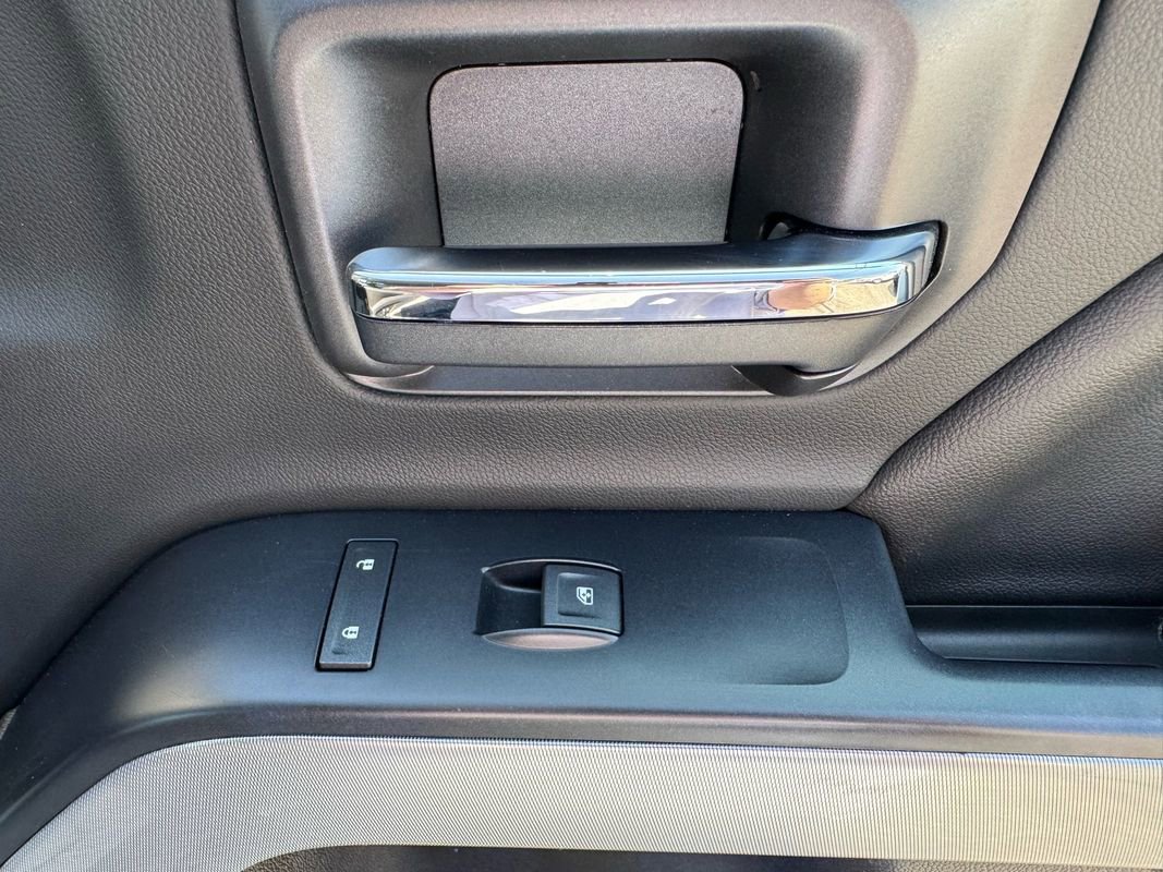 Used 2019 Chevrolet Silverado 2500 LTZ w/ LTZ Plus Package image 33