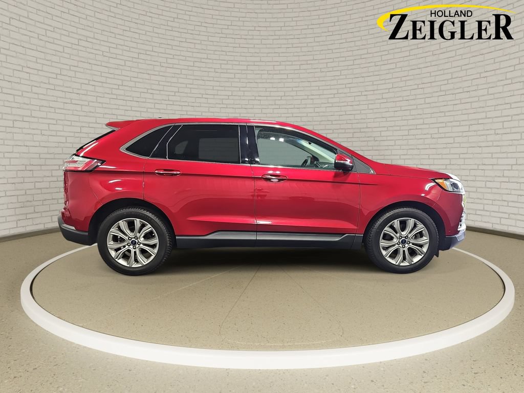 Used 2020 Ford Edge Titanium w/ Equipment Group 301A AWD/4WD image 4