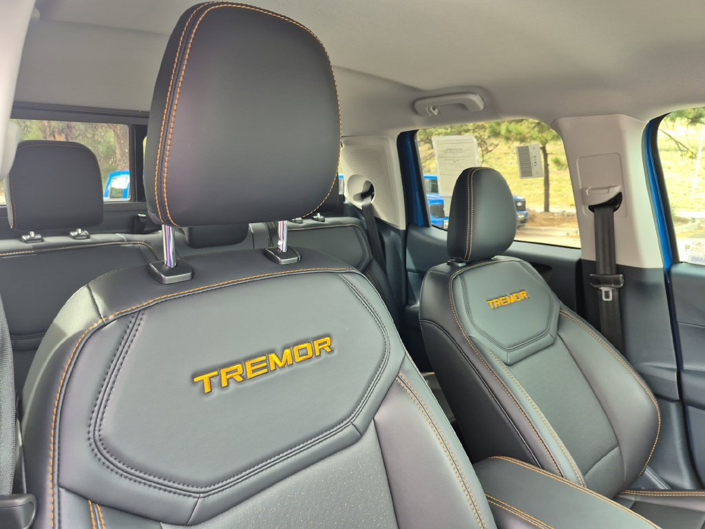New 2026 Ford Maverick Tremor AWD/4WD image 32