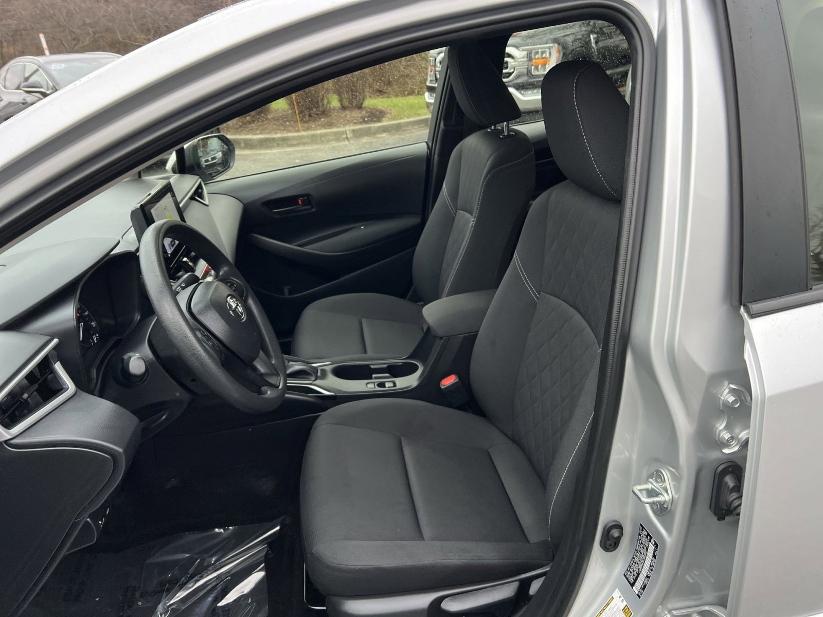 Used 2023 Toyota Corolla LE w/ LE Convenience Package image 13