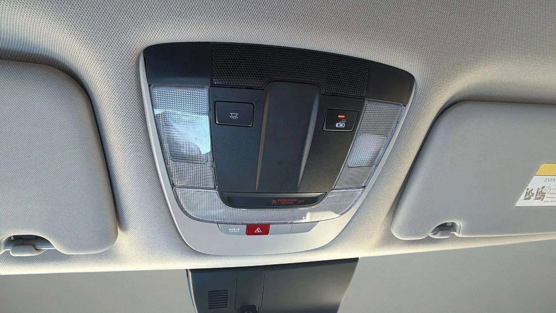 Used 2023 Kia Sportage EX image 35