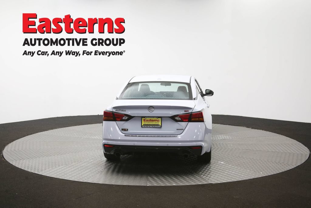 Used 2023 Nissan Altima 2.0 SR FWD image 37