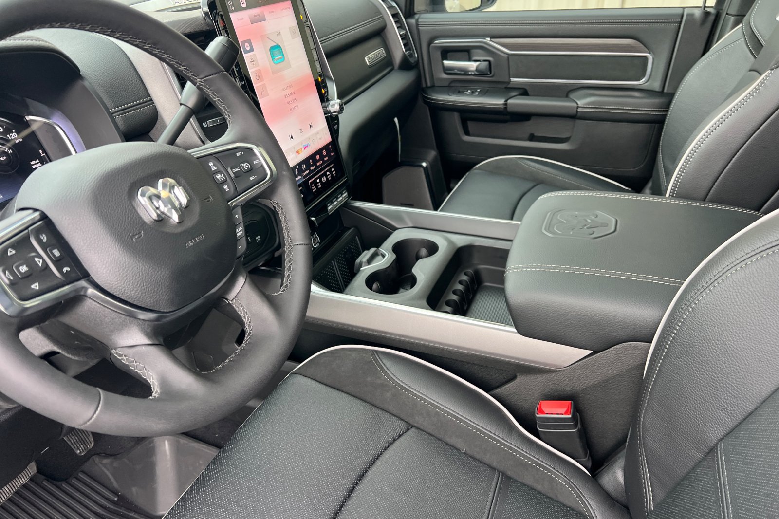 New 2026 RAM 3500 Laramie AWD/4WD image 3