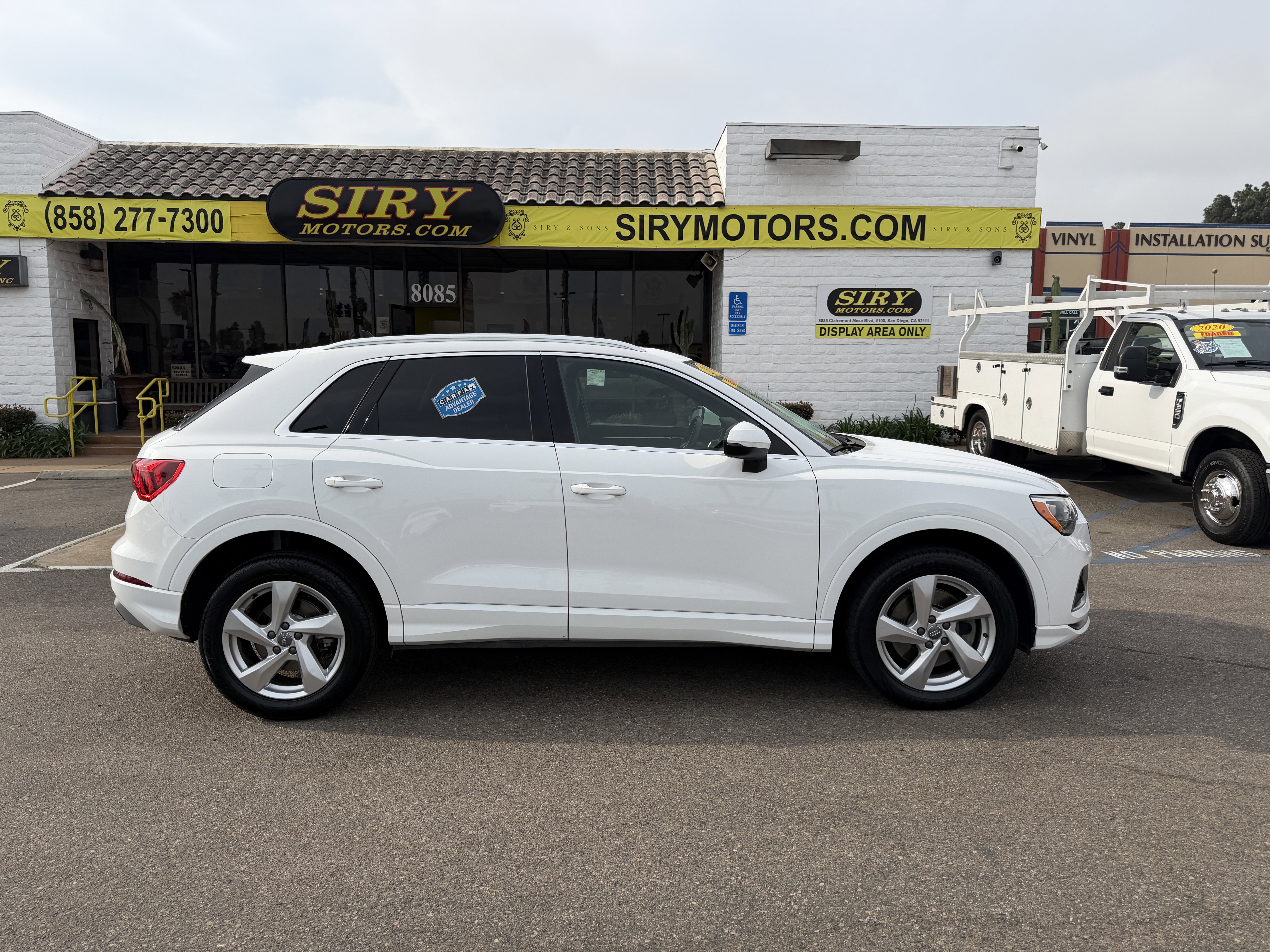 Used 2020 Audi Q3 2.0T Premium AWD/4WD image 2
