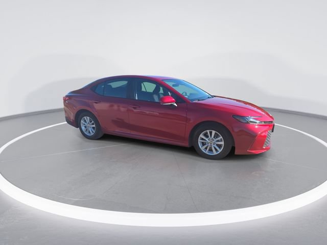 Used 2025 Toyota Camry LE FWD image 9