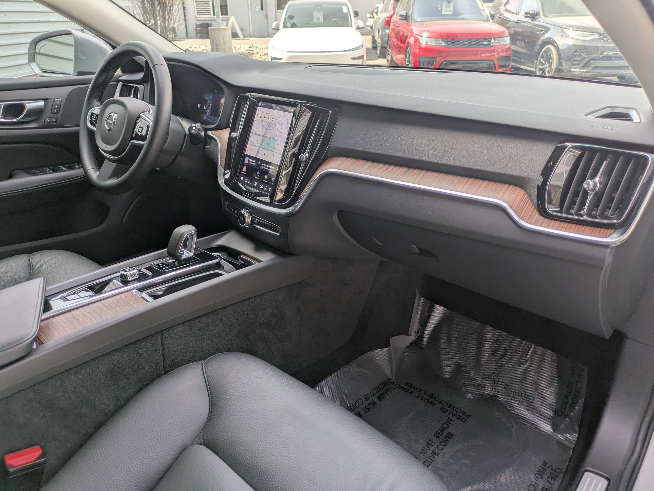 Used 2025 Volvo V60 B5 Cross Country Plus AWD/4WD image 30