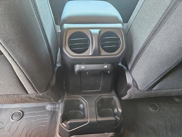 Used 2024 Jeep Wrangler Sport S image 18
