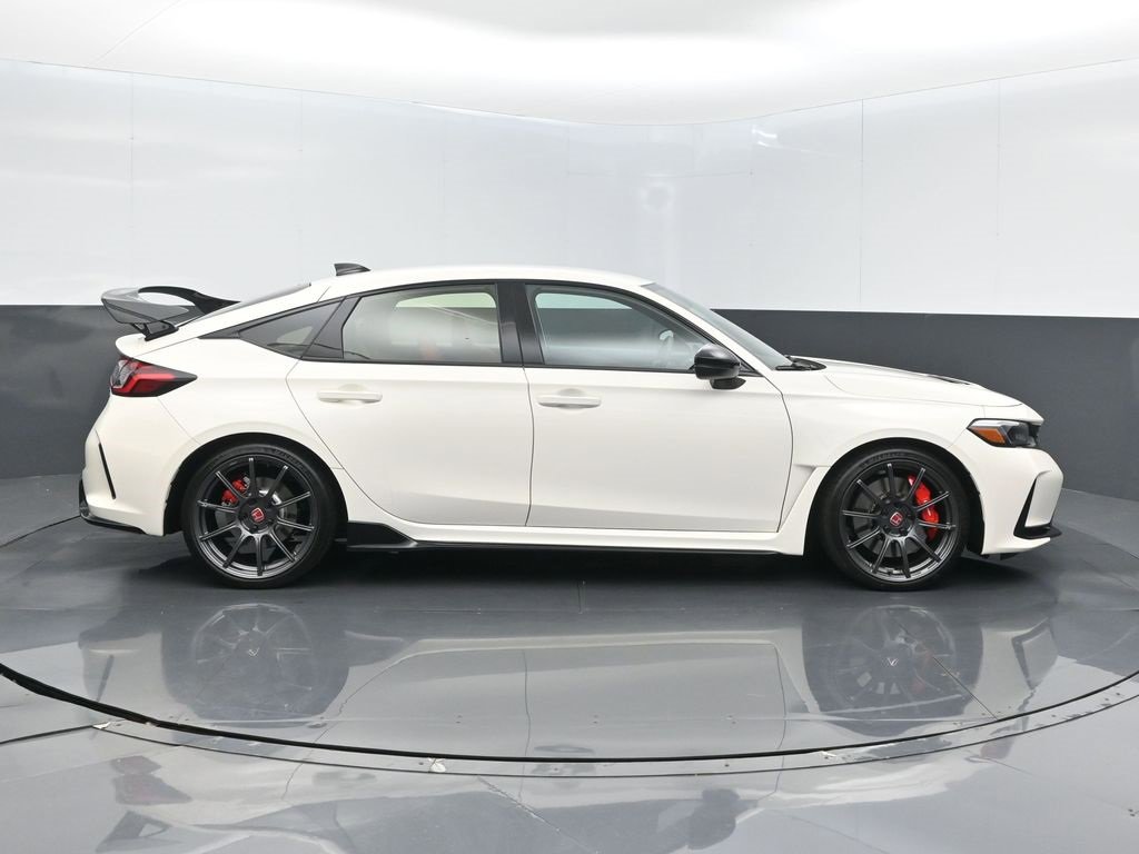Certified 2024 Honda Civic Type R image 25