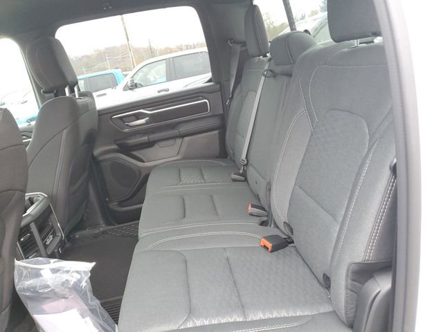 New 2026 RAM 1500 4x4 Crew Cab image 15