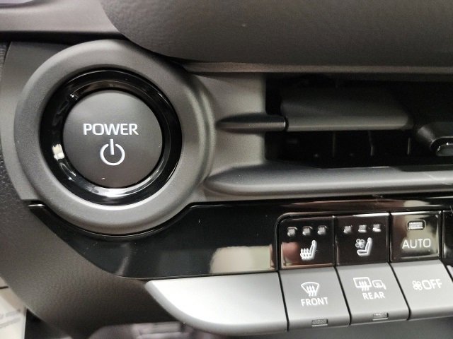 New 2026 Toyota Crown Platinum image 30