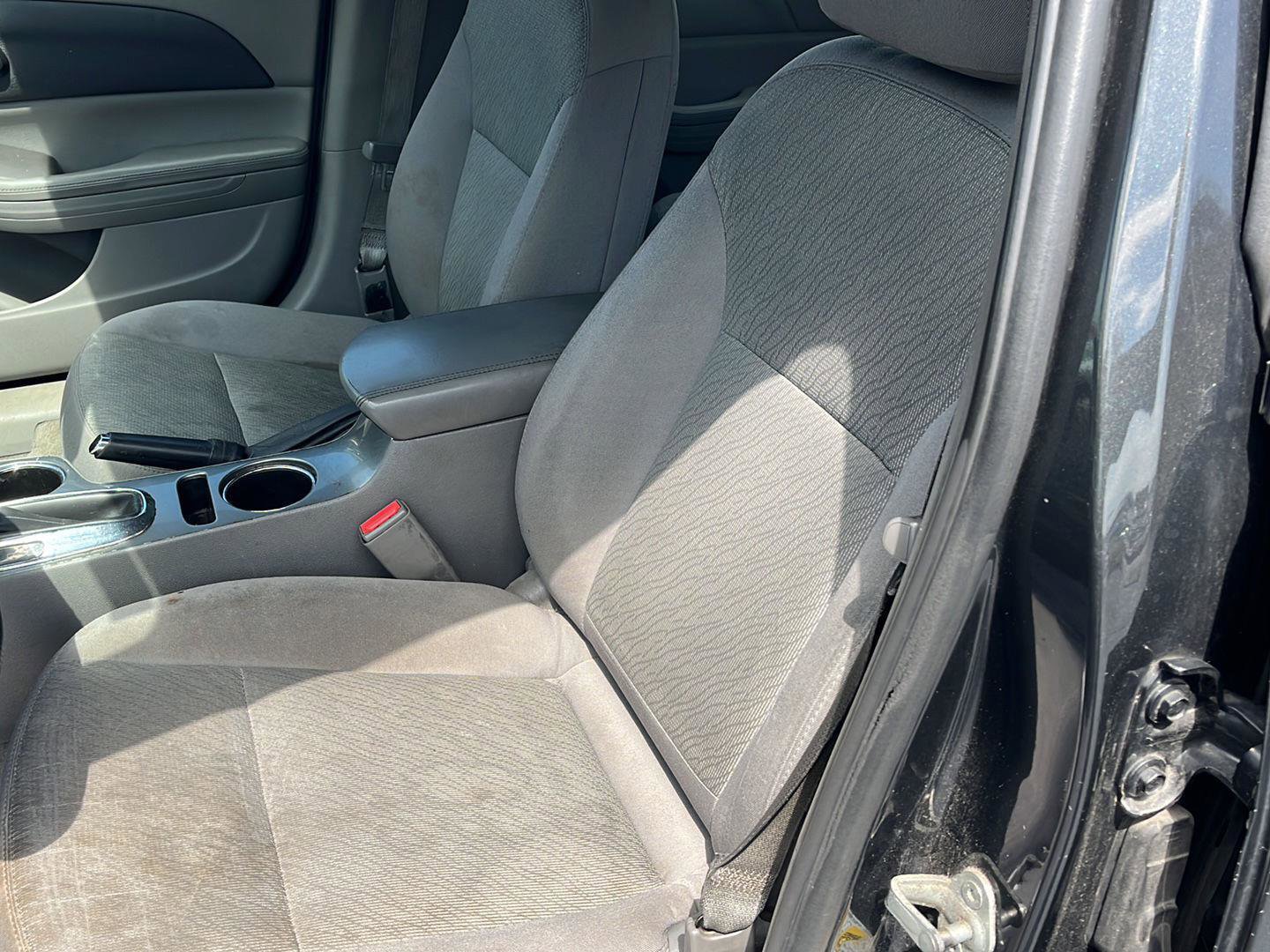 Used 2014 Chevrolet Malibu LS image 16