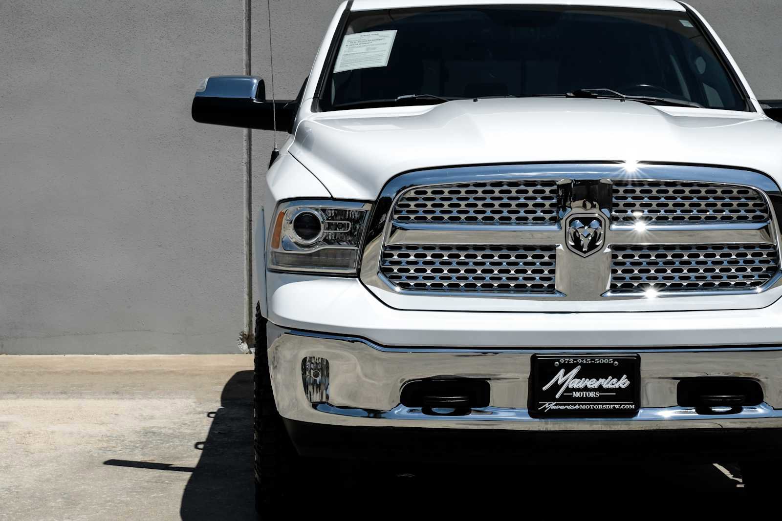 Used 2018 RAM 1500 Laramie w/ Convenience Group AWD/4WD image 44