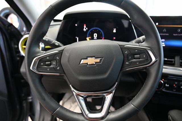 Used 2024 Chevrolet Trax LT w/ Driver Confidence Package image 20