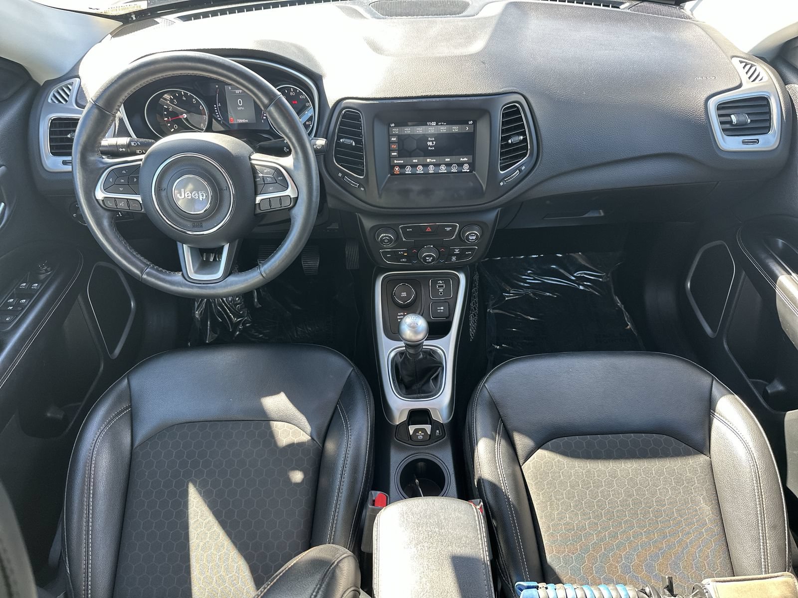 Used 2019 Jeep Compass Latitude w/ Cold Weather Group AWD/4WD image 18