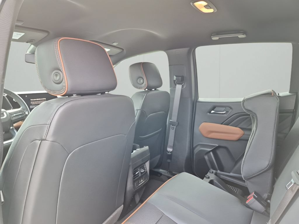 New 2026 GMC Canyon AT4 AWD/4WD image 21