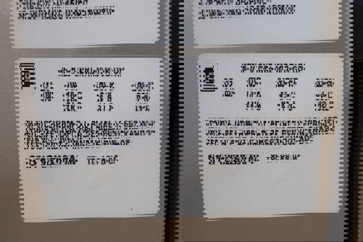 Used 1999 Chevrolet Corvette Convertible w/ Memory Pkg image 33