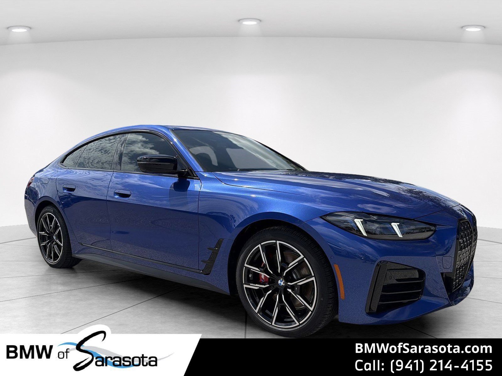 New 2026 BMW 430i w/ M Sport Package RWD image 1