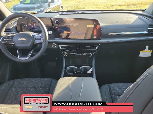 New 2027 Chevrolet Traverse LT w/ Driver Confidence Package FWD image 9