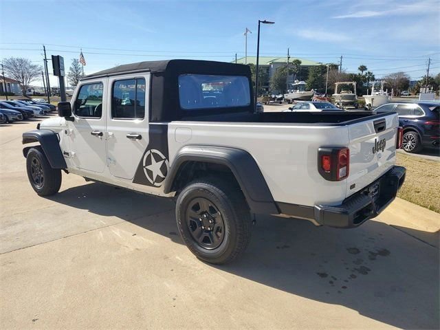 Used 2024 Jeep Gladiator Sport image 4