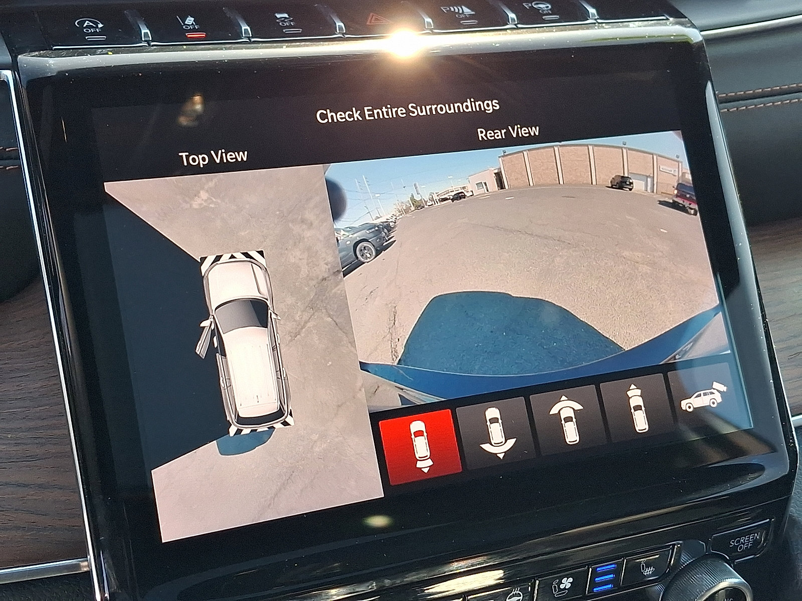 Used 2023 Jeep Grand Cherokee L Summit w/ Advanced Protech Group IV image 19