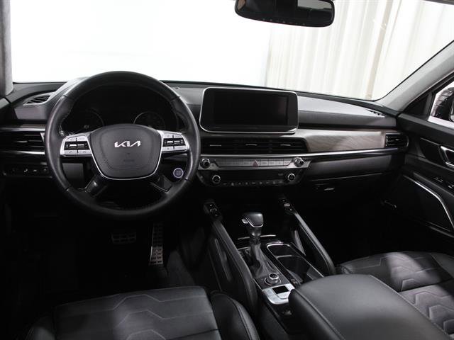 Used 2022 Kia Telluride SX w/ SX Prestige Package image 6