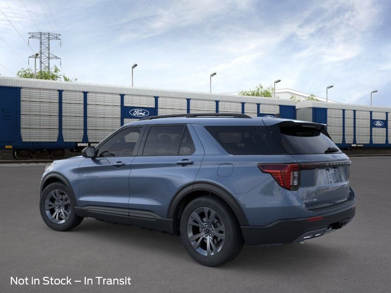New 2026 Ford Explorer Active w/ Active Comfort Package AWD/4WD image 4