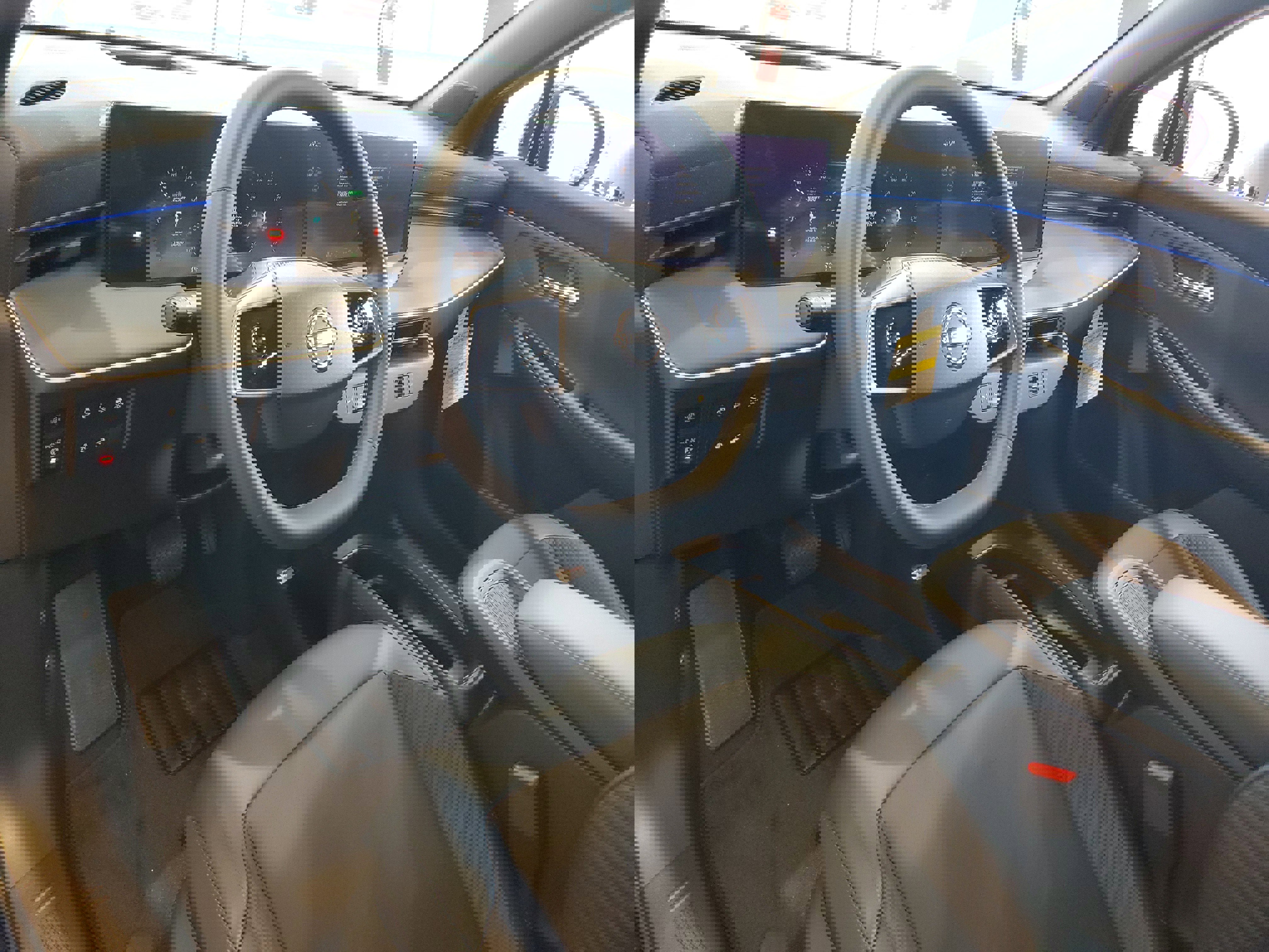 New 2026 Nissan Leaf Platinum+ w/ Cargo Package (Platinum+) image 9