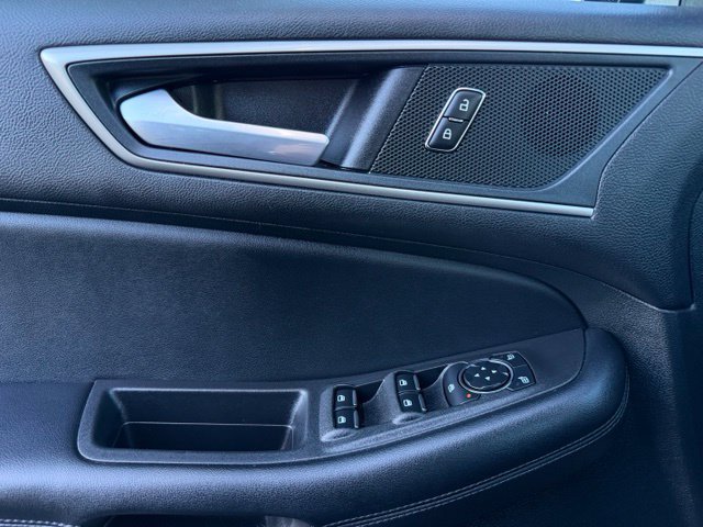 Used 2023 Ford Edge SEL AWD/4WD image 13