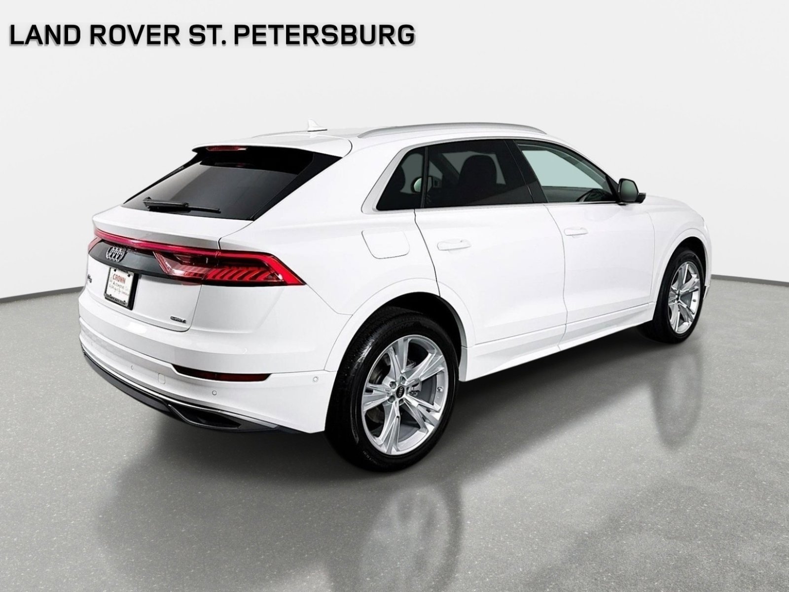 Used 2022 Audi Q8 Premium Plus AWD/4WD image 6