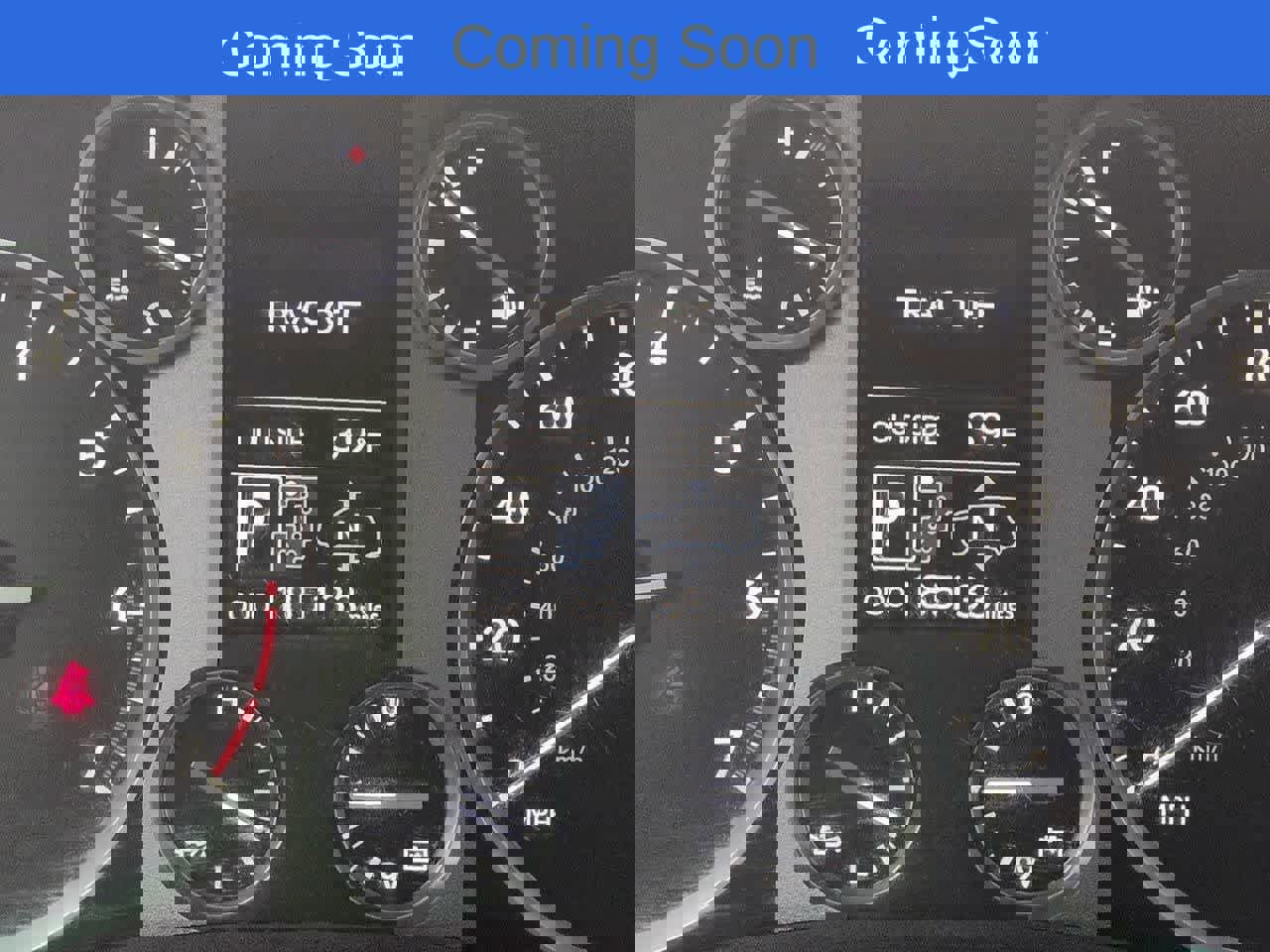 Used 2013 Lexus LX 570 4WD w/ Luxury Pkg image 36