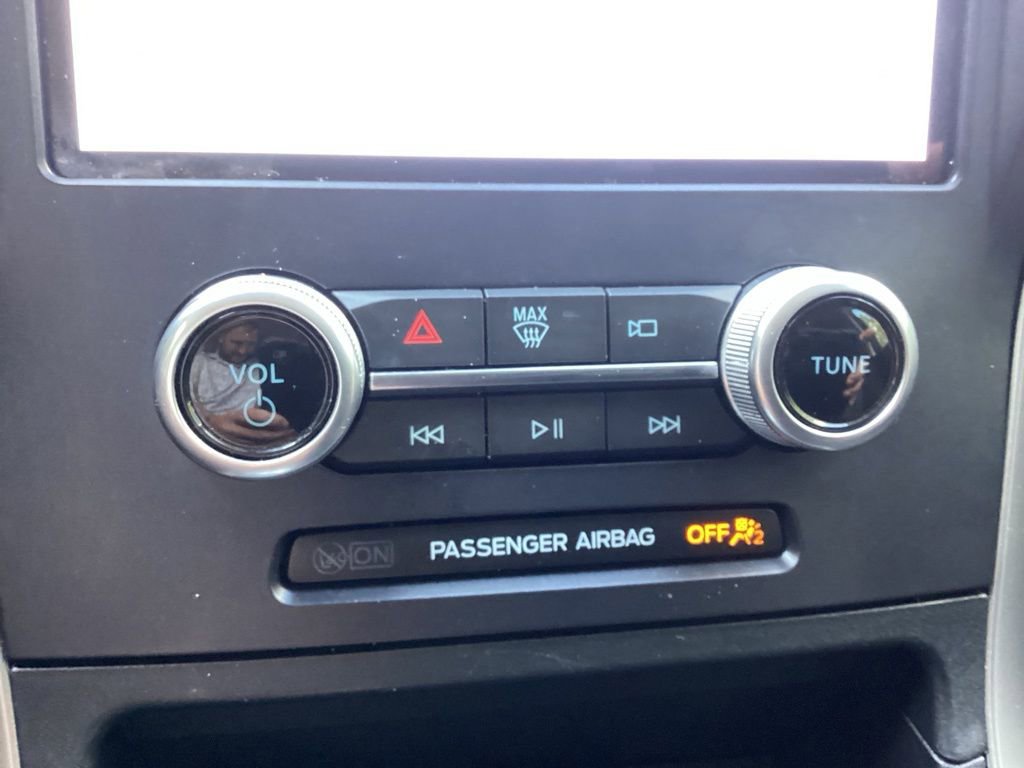 Used 2021 Ford Edge SE FWD image 50