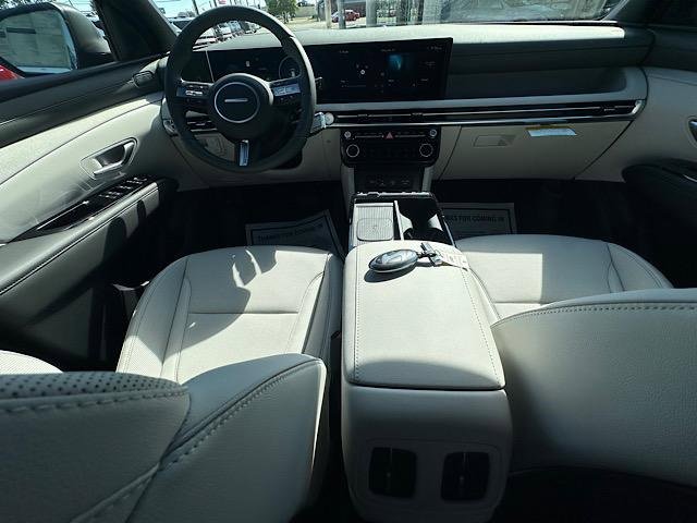 New 2025 Hyundai Tucson Limited image 11