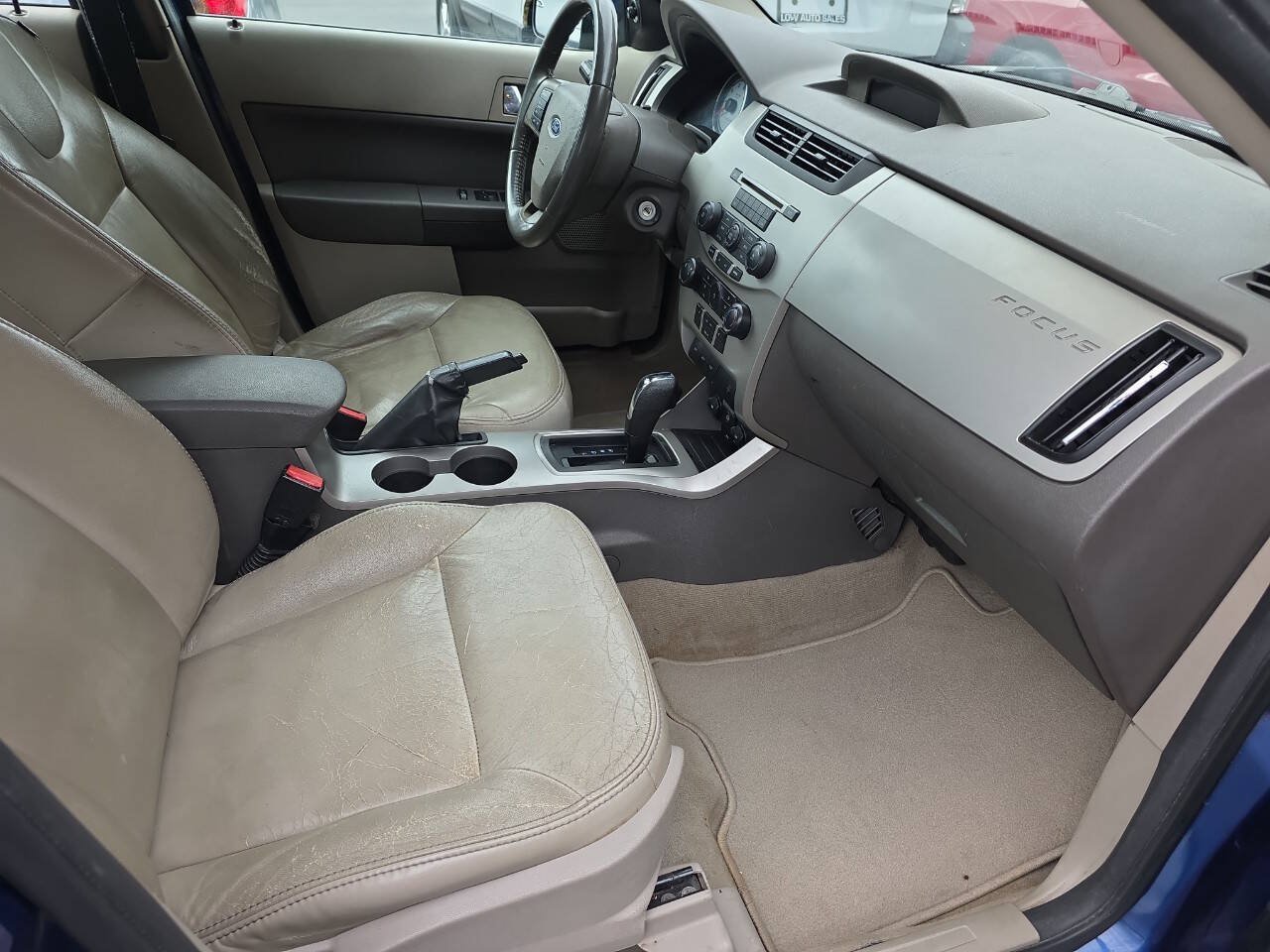 Used 2008 Ford Focus SES FWD image 15