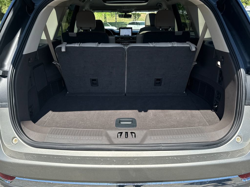 Used 2023 Lincoln Aviator Reserve w/ Equipment Group 201A image 23
