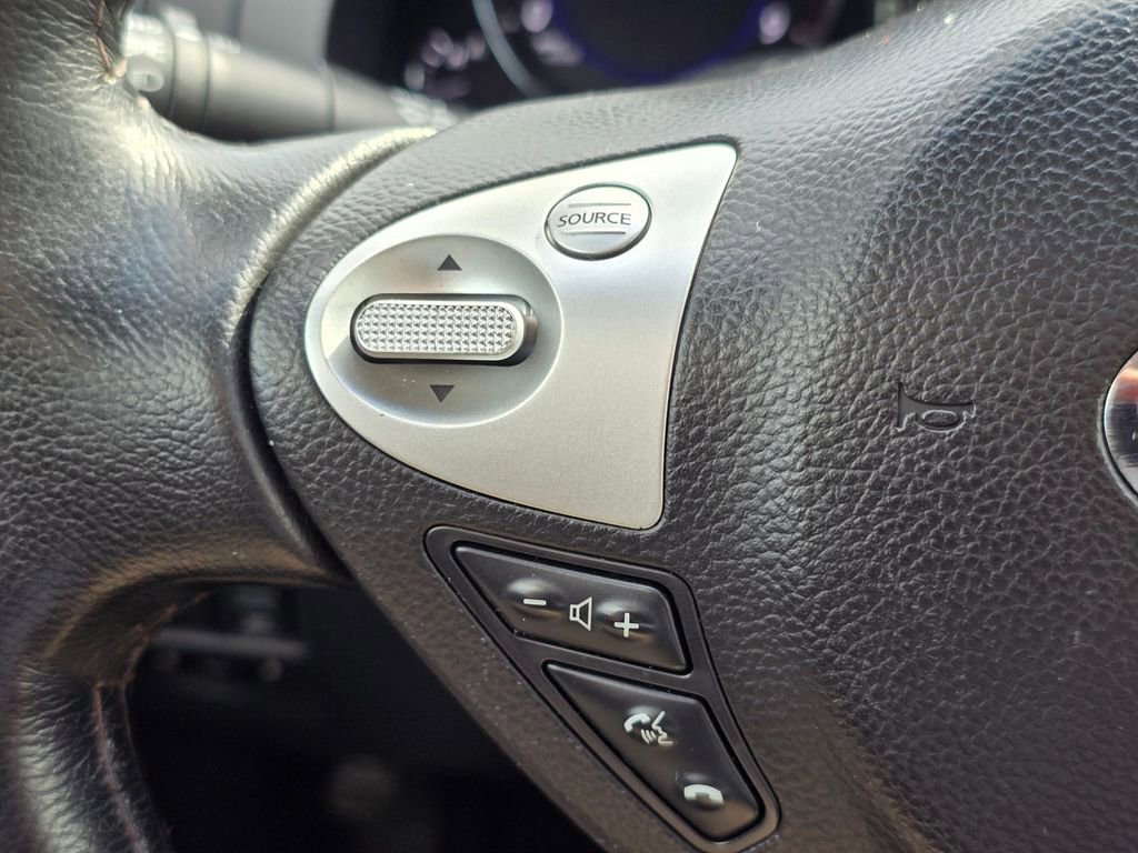 Used 2016 INFINITI QX70 2WD image 34