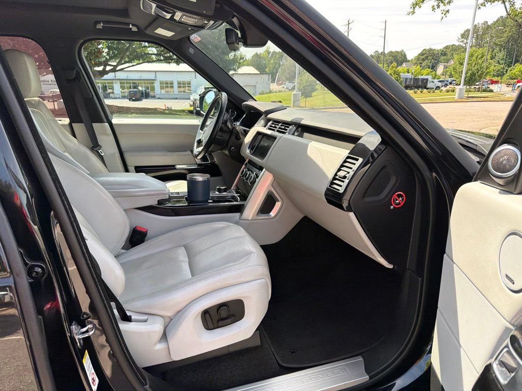 Used 2016 Land Rover Range Rover AWD/4WD image 37