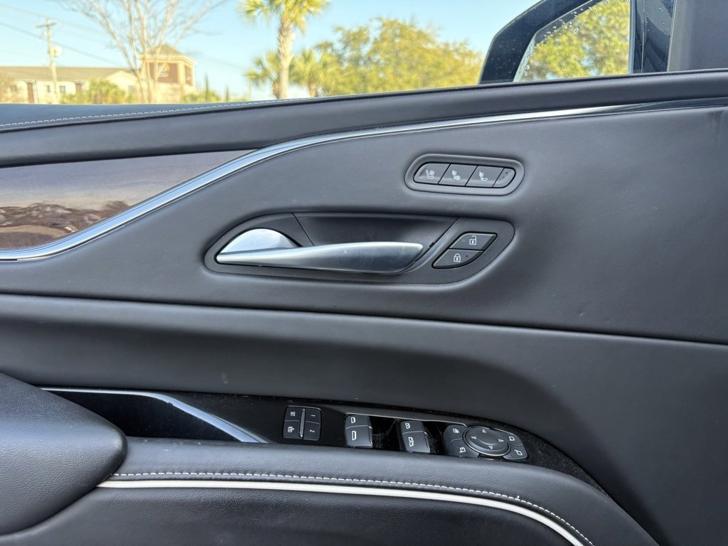 Used 2023 Cadillac Escalade Sport Platinum image 14