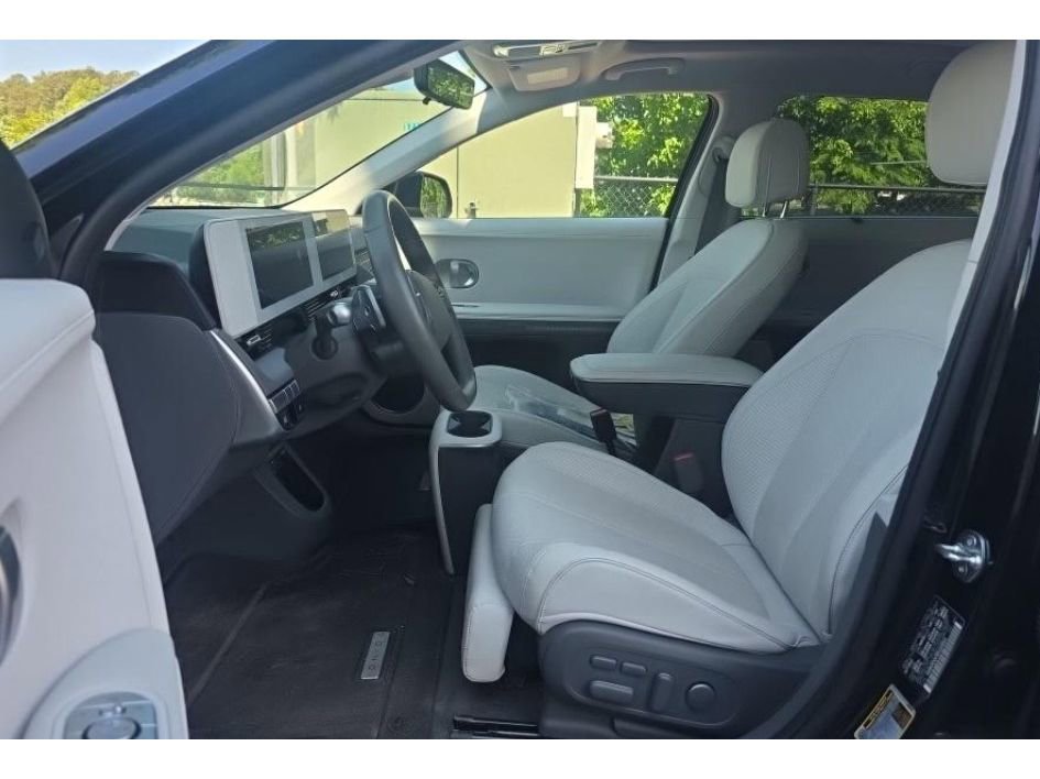 Used 2024 Hyundai Ioniq 5 Limited AWD/4WD image 5