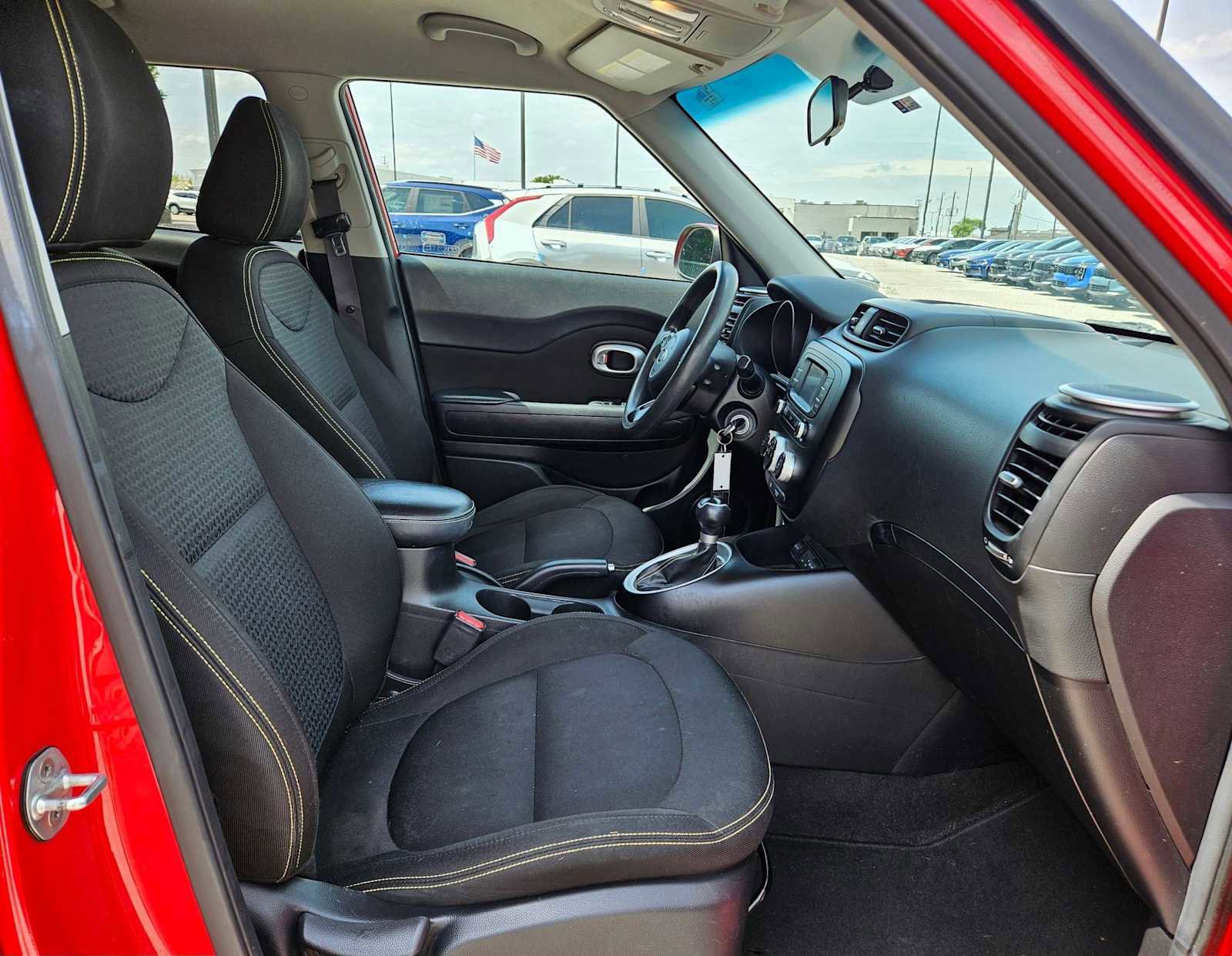 Used 2016 Kia Soul + FWD image 19